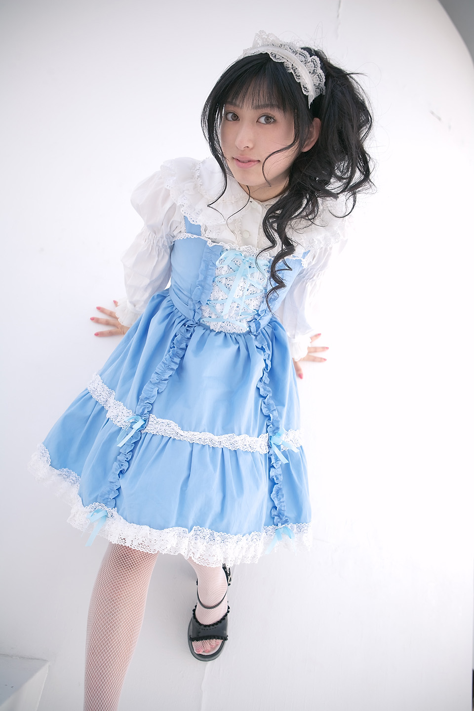 kawahara natsuki, fishnet legwear, highres, photo (medium), tagme, dress, fishnets, hairband
