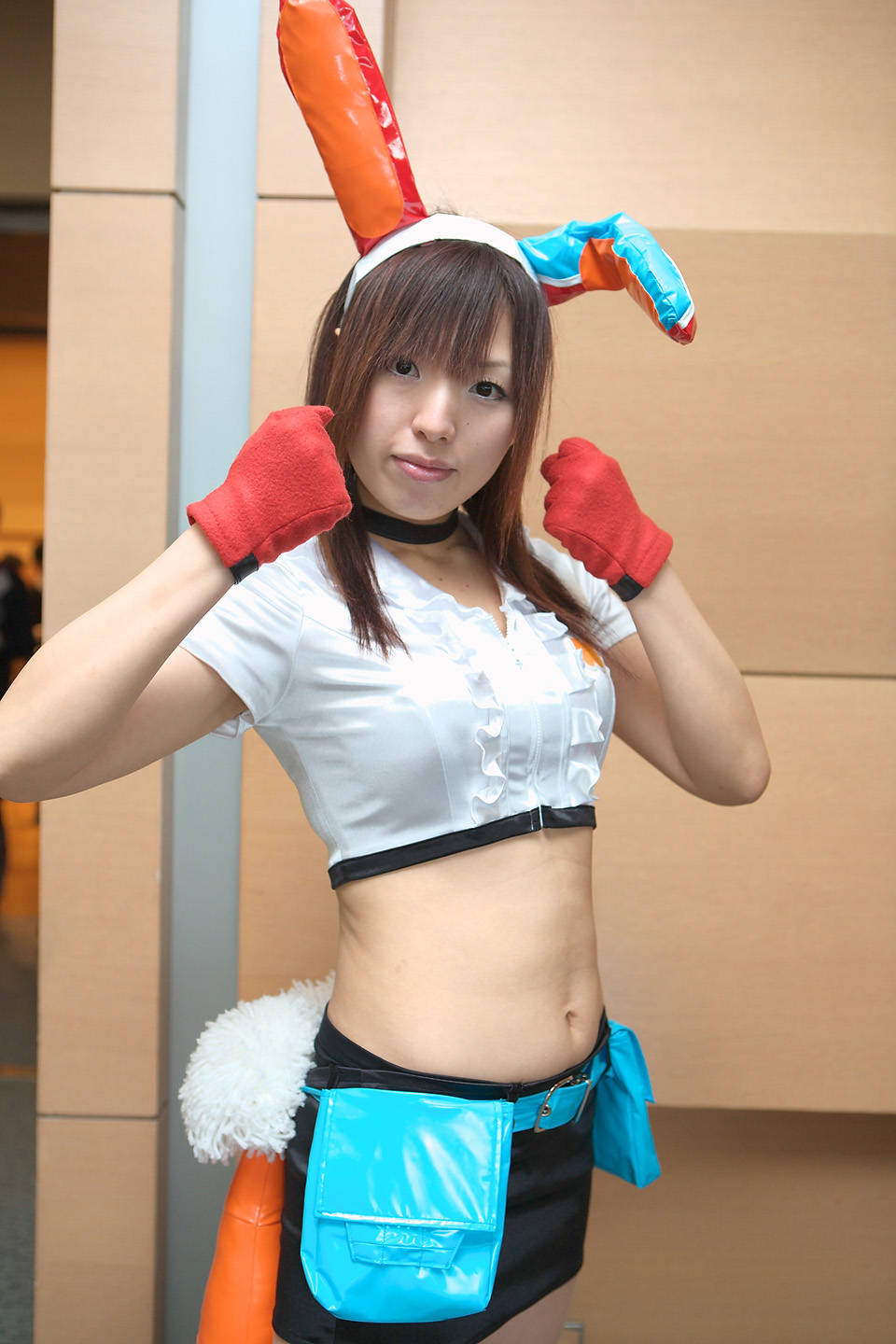 rayu, tsukuda mina, getsumento heiki miina, highres, photo (medium), animal ears, carrot, cosplay, crop top, gloves, midriff, miniskirt, rabbit ears, skirt