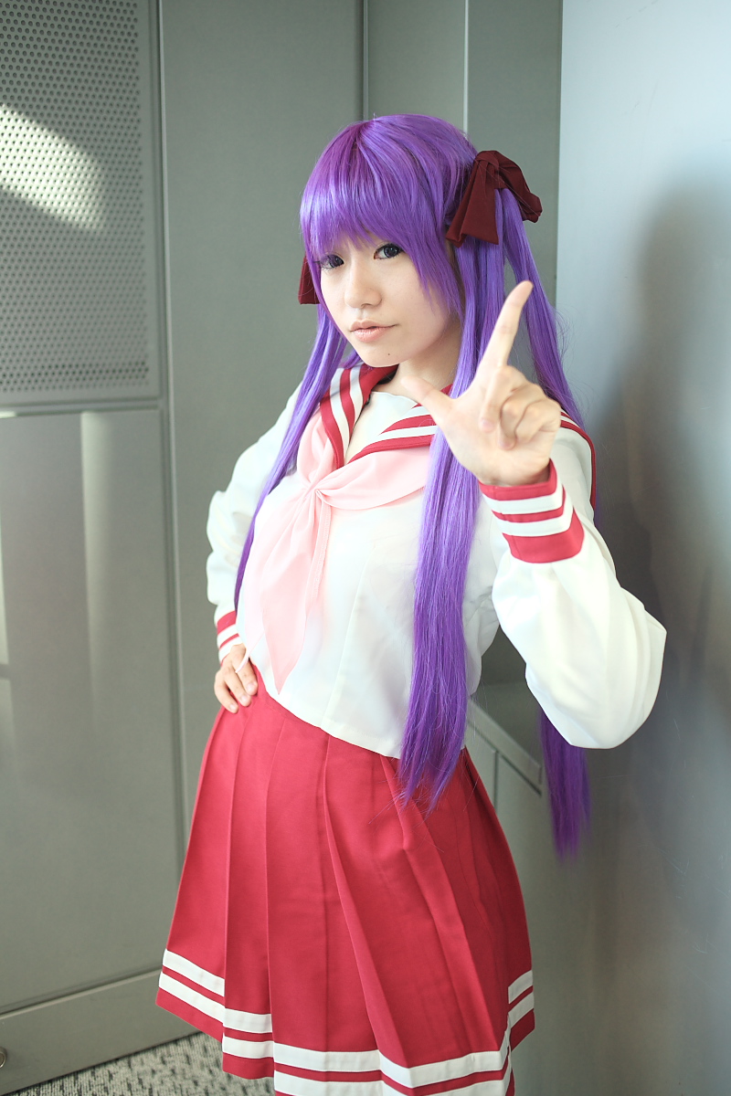 naito, hiiragi kagami, lucky star, highres, photo (medium), cosplay, hair ribbon, purple hair, ribbon, sailor, school uniform, serafuku, twintails