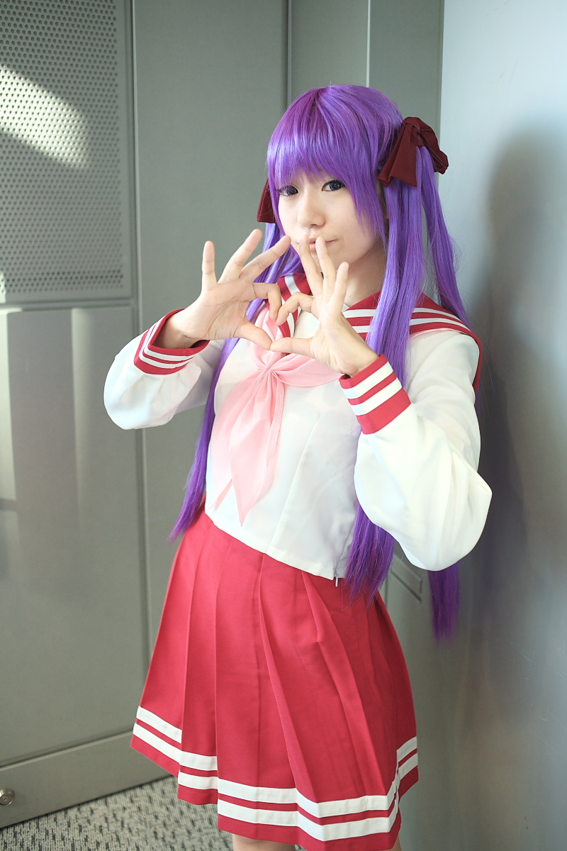 naito, hiiragi kagami, lucky star, highres, photo (medium), cosplay, hair ribbon, purple hair, ribbon, sailor, school uniform, serafuku, twintails
