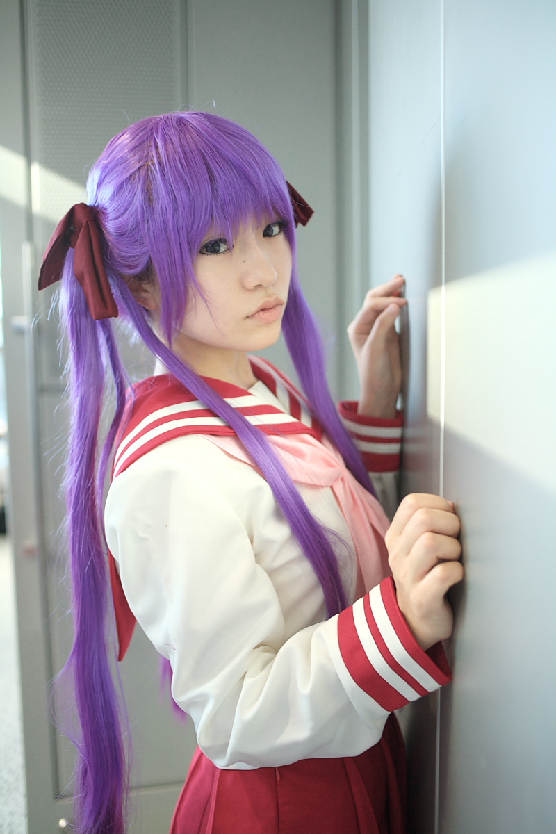 naito, hiiragi kagami, lucky star, highres, photo (medium), cosplay, hair ribbon, purple hair, ribbon, sailor, school uniform, serafuku, twintails