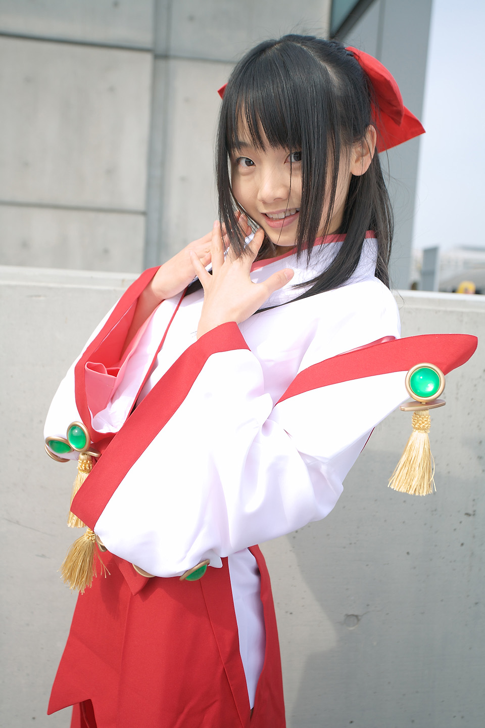 kurusugawa himeko, matsunaga ayaka, kannazuki no miko, highres, photo (medium), bow, cosplay, hair bow, japanese clothes, miko