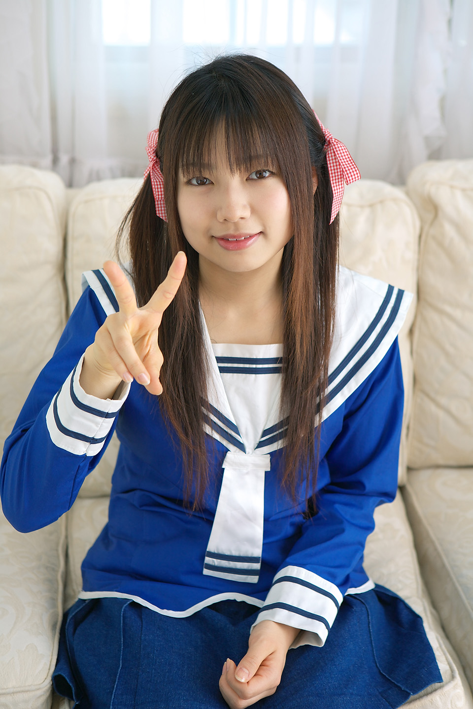 sakura yayoi, highres, photo (medium), cosplay, hair ribbon, ribbon, sailor, school uniform, serafuku, twintails