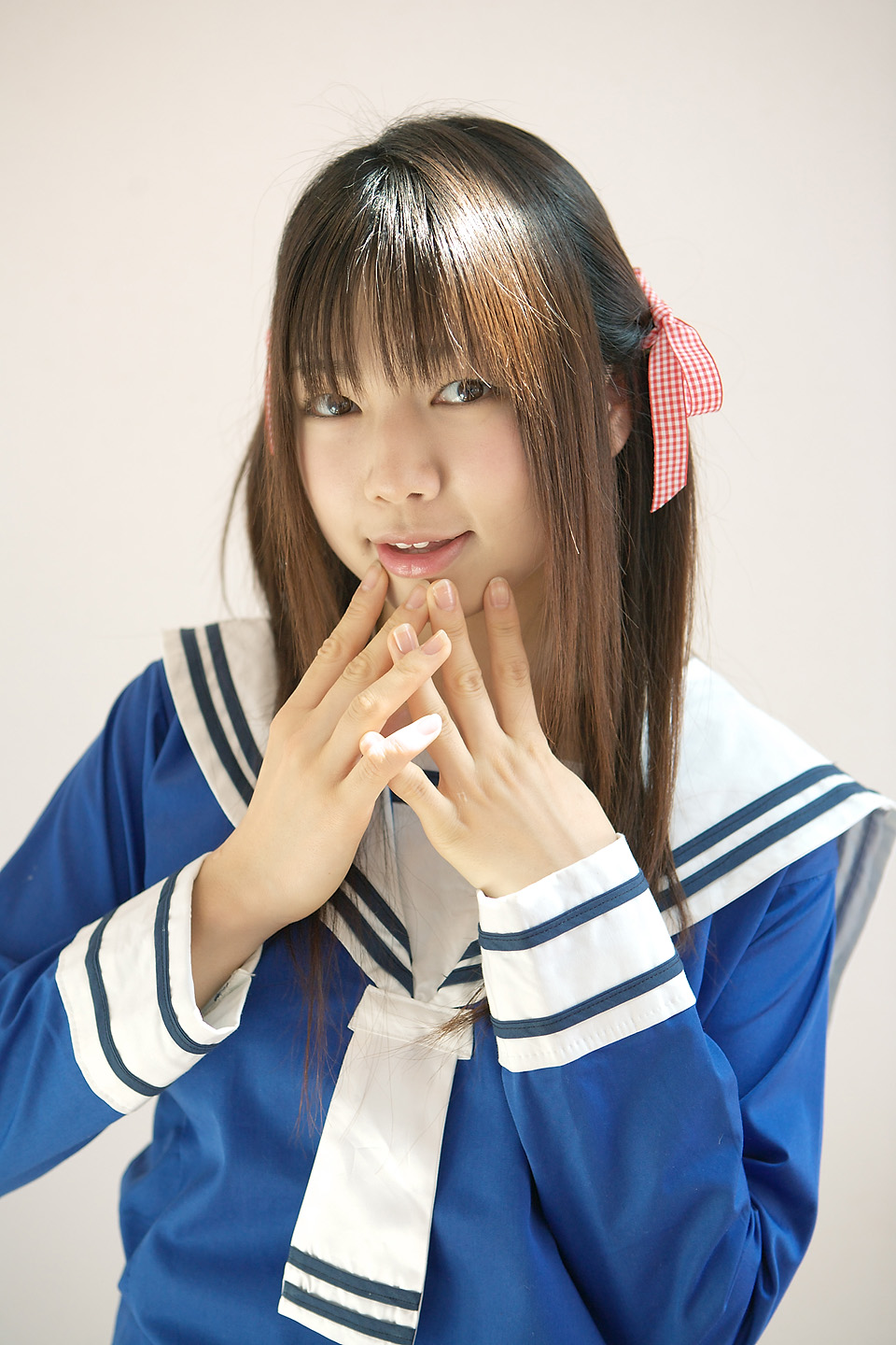 sakura yayoi, highres, photo (medium), cosplay, hair ribbon, ribbon, sailor, school uniform, serafuku, twintails