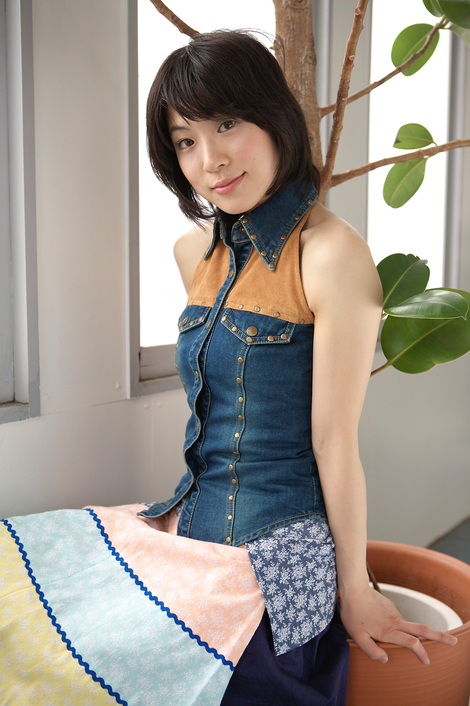 komiyama maki, highres, photo (medium), tagme, denim vest, skirt