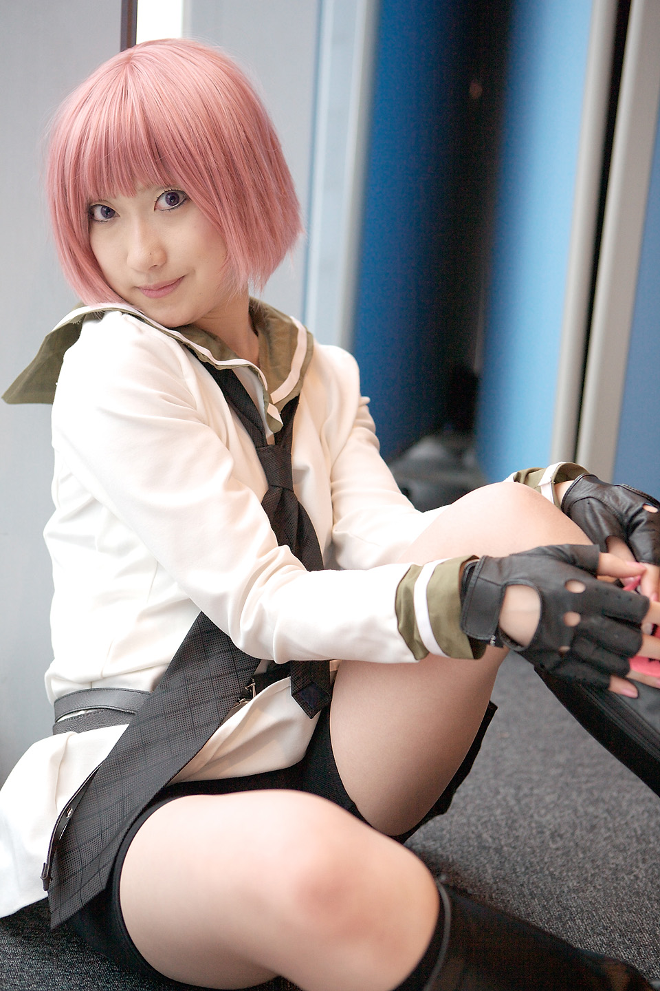 kurosaki shihomu, simca, air gear, highres, photo (medium), belt, bike shorts, boots, cosplay, fingerless gloves, gloves, pink hair, sailor, school uniform, serafuku