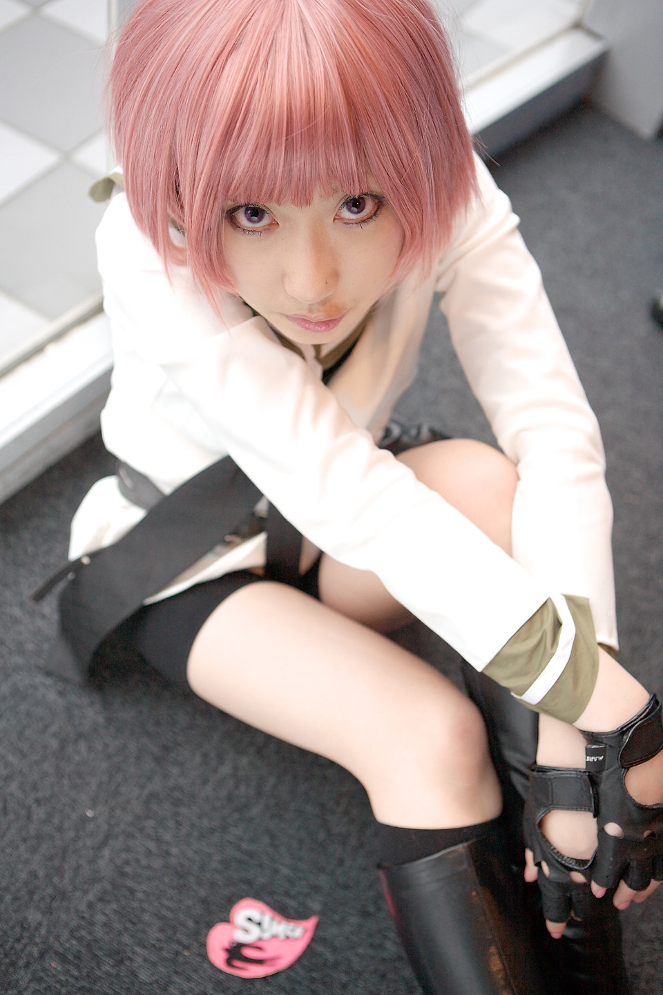 kurosaki shihomu, simca, air gear, highres, photo (medium), belt, bike shorts, boots, cosplay, fingerless gloves, gloves, pink hair, sailor, school uniform, serafuku