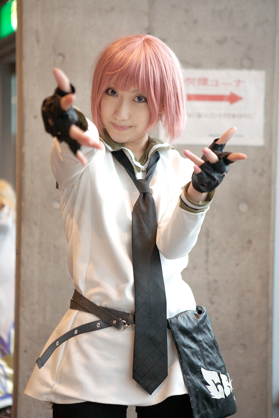 kurosaki shihomu, simca, air gear, highres, photo (medium), belt, bike shorts, cosplay, fingerless gloves, gloves, pink hair, sailor, school uniform, serafuku