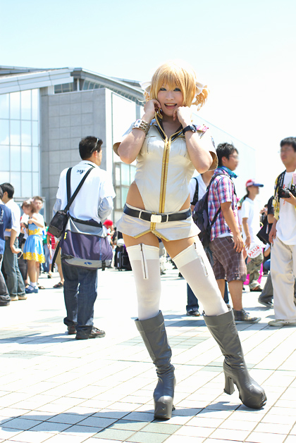 catherine blitzen, kobayakawa saiko (model), gundam, gundam 0079, gundam 0079 card builder, photo (medium), blonde hair, boots, bow, cosplay, hair bow, microskirt, skirt, thighhighs, twintails, zettai ryouiki