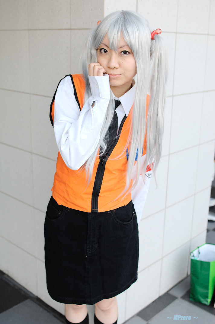 hoshino ruri, kidou senkan nadesico, silver hair, photo (medium), cosplay, kneehighs, nanahara mia, socks, twintails