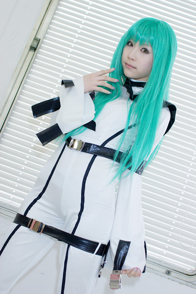 c.c., code geass, photo (medium), belt, cosplay, green hair, morimura pinku