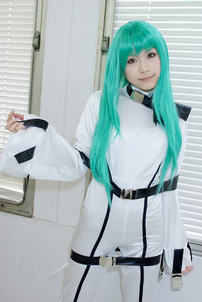 c.c., code geass, photo (medium), belt, cosplay, green hair, morimura pinku