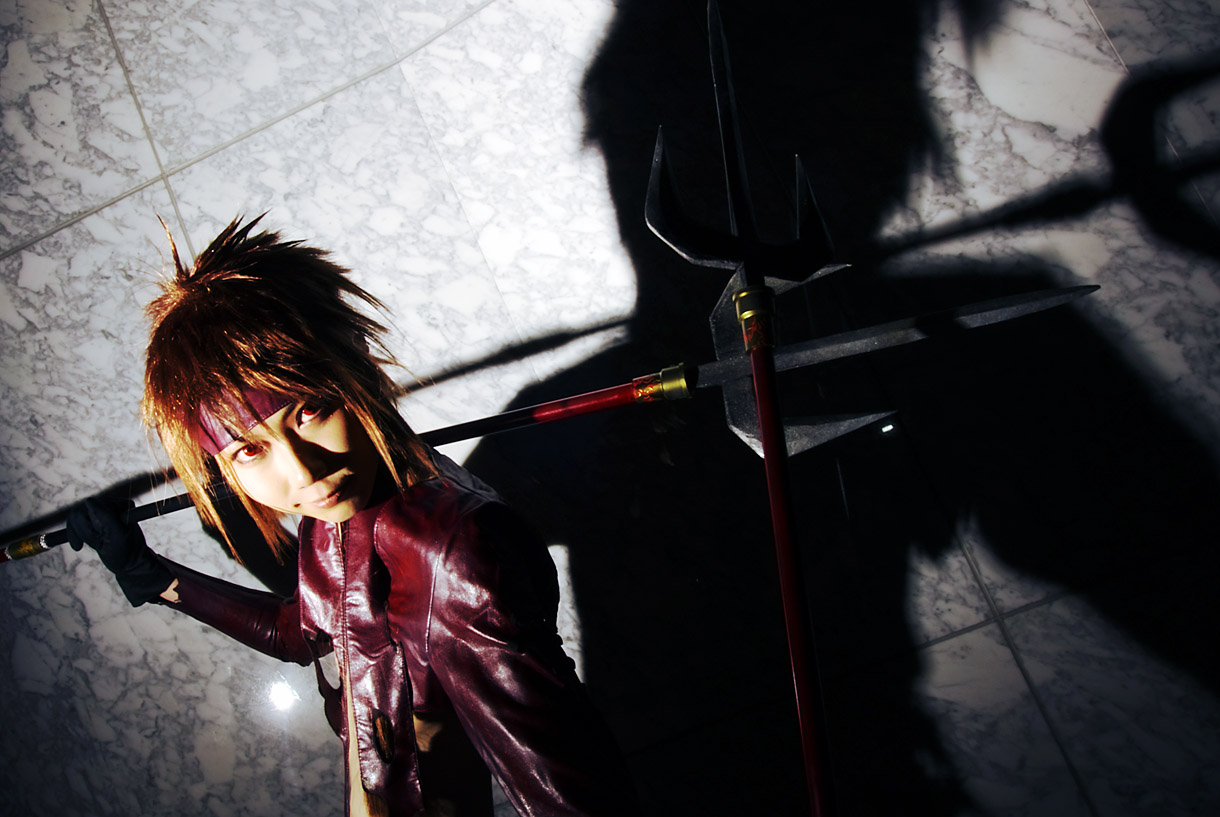 houtou singi (model), yukimura sanada, sengoku basara, photo (medium), 1girl, cosplay, female focus, polearm, solo, spear, standing, torn clothes, upper body, weapon