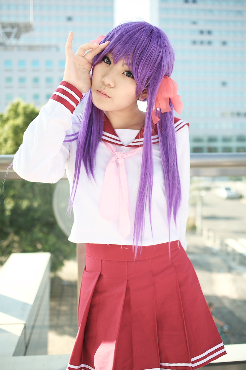 hiiragi kagami, lucky star, highres, photo (medium), cosplay, kanozaki shino, purple hair, sailor, school uniform, serafuku, twintails