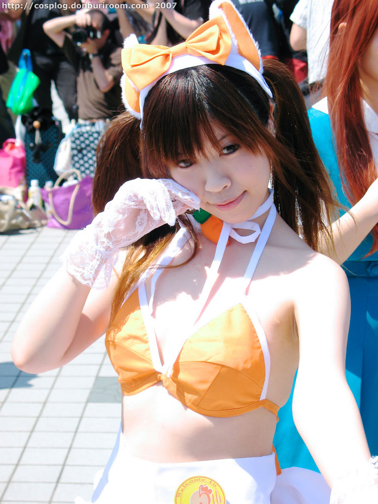 pia carrot (series), pia carrot e youkoso!!, pia carrot e youkoso!! g.o., photo (medium), animal ears, apron, bikini, bikini top only, bow, cat ears, cosplay, gloves, hair bow, swimsuit, twintails, ujou narutsuki, waitress