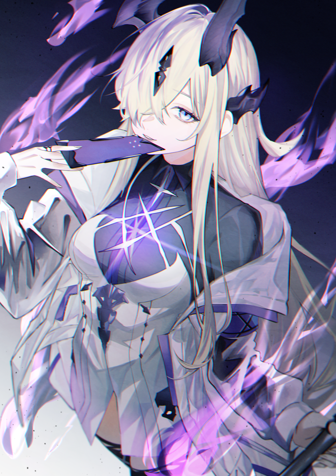 yumeji poni, necrass (arknights), arknights, highres, 1girl, black background, black horns, black thighhighs, blonde hair, chromatic aberration, cowboy shot, fingernails, hair over one eye, holding, horns, jacket, jewelry, long hair, long sleeves, looking at viewer, magic, multicolored eyes, off shoulder, one eye covered, parted lips, purple eyes, ring, smile, solo, standing, thighhighs, torn clothes, torn thighhighs, two-tone eyes, white eyes, white jacket