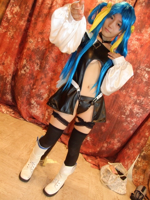 dizzy (guilty gear), kabura hitori (model), arc system works, guilty gear, photo (medium), blue hair, boots, breasts, cosplay, midriff, thighhighs, twintails, underboob
