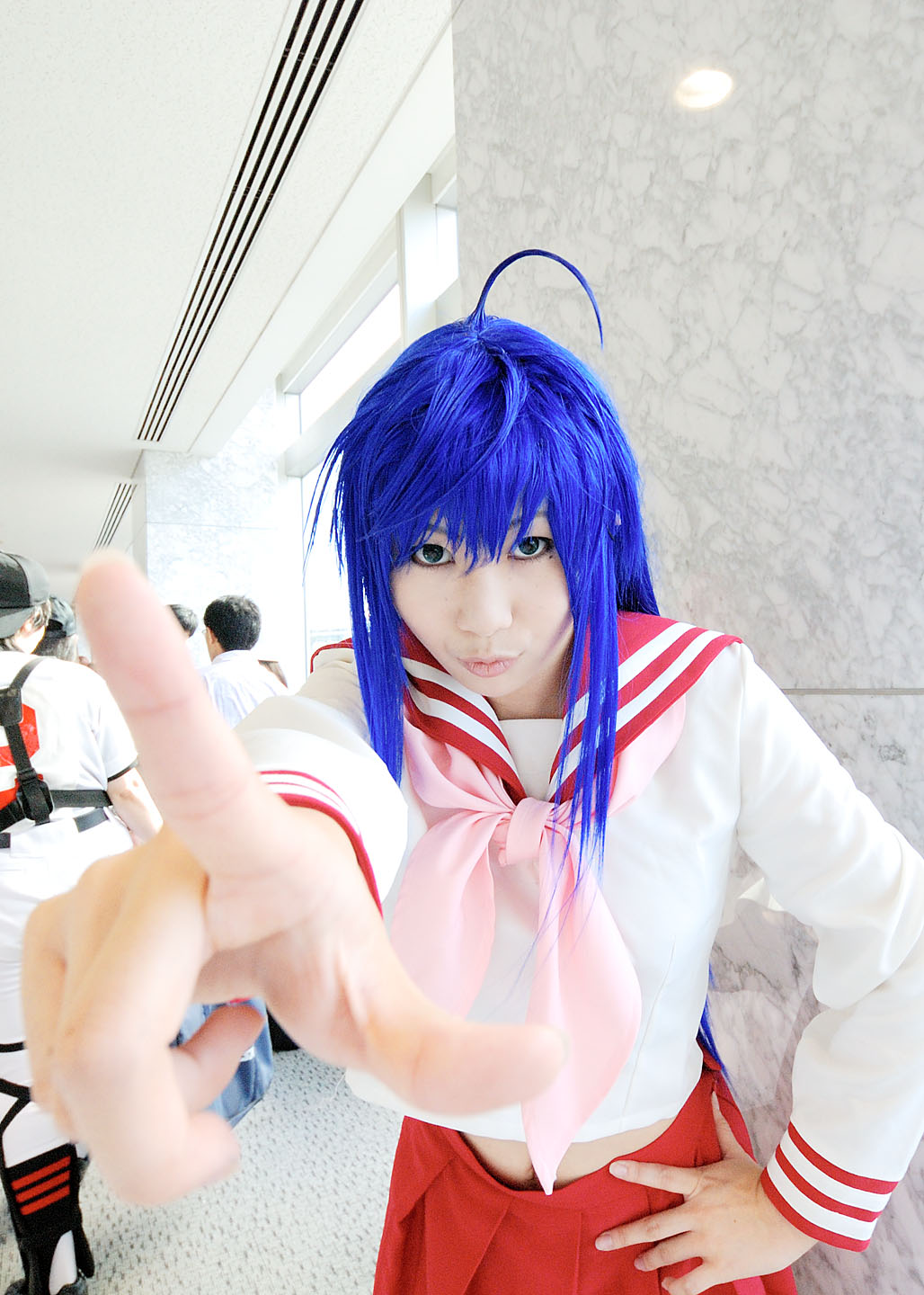 kochou ran, izumi konata, lucky star, highres, photo (medium), ahoge, blue hair, cosplay, sailor, school uniform, serafuku
