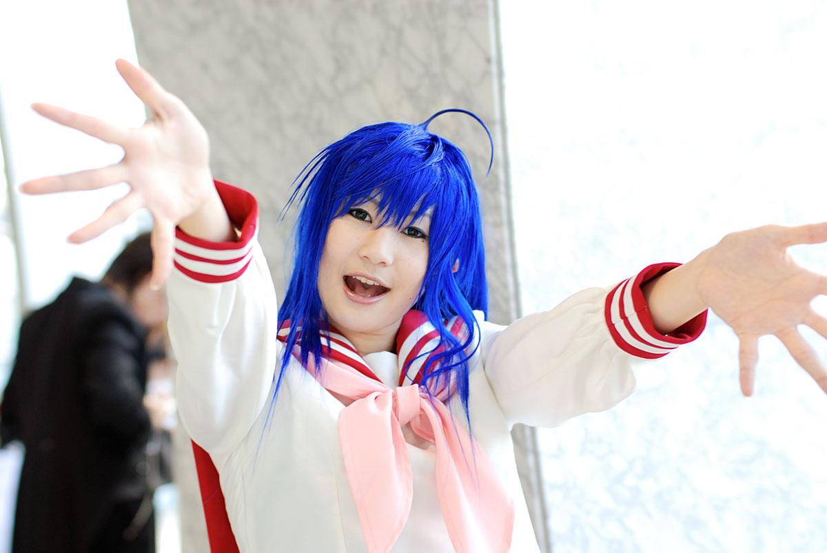 kochou ran, izumi konata, lucky star, photo (medium), ahoge, blue hair, cosplay, sailor, school uniform, serafuku