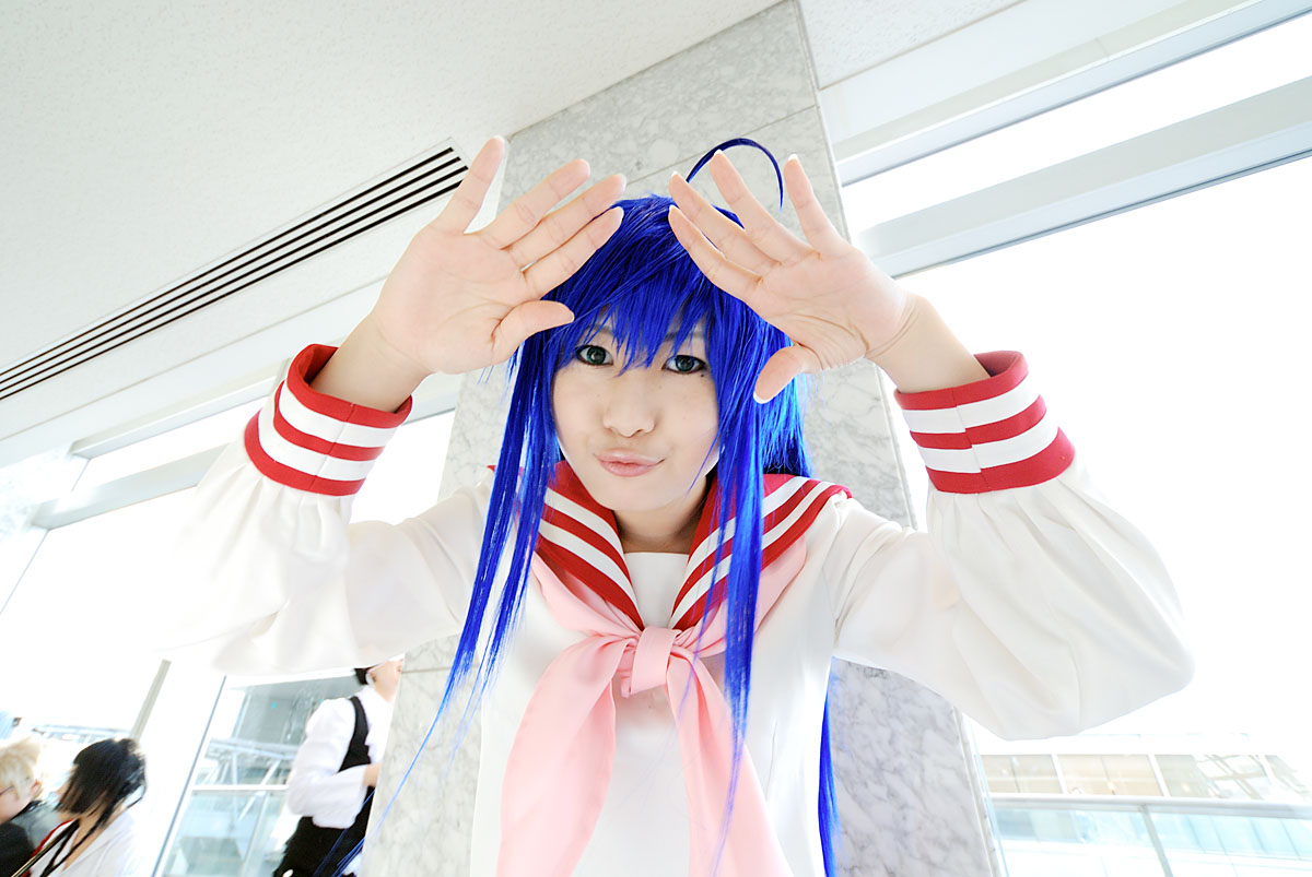 kochou ran, izumi konata, lucky star, photo (medium), ahoge, blue hair, cosplay, sailor, school uniform, serafuku