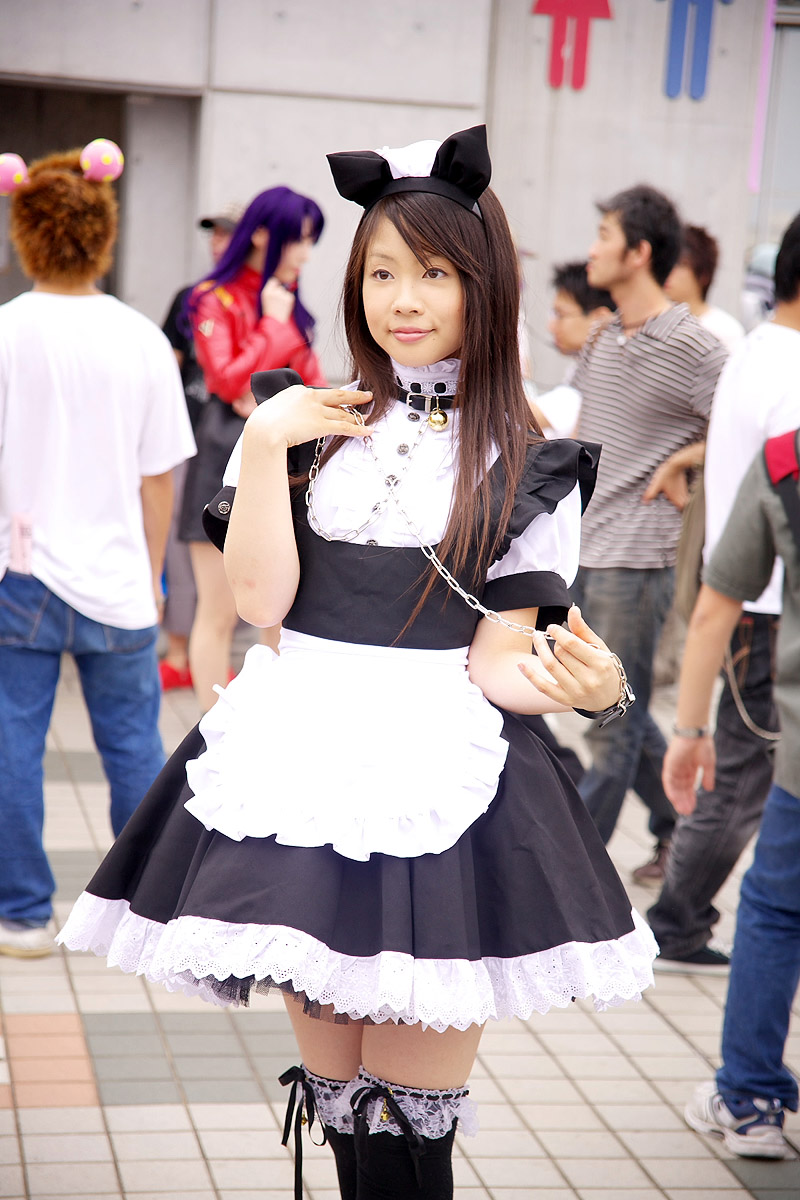 pochi (model), highres, photo (medium), animal ears, apron, cat ears, collar, cosplay, leash, maid, maid apron, thighhighs