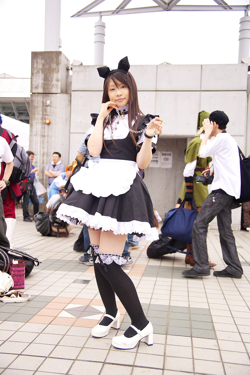 pochi (model), highres, photo (medium), animal ears, apron, cat ears, collar, cosplay, leash, maid, maid apron, thighhighs