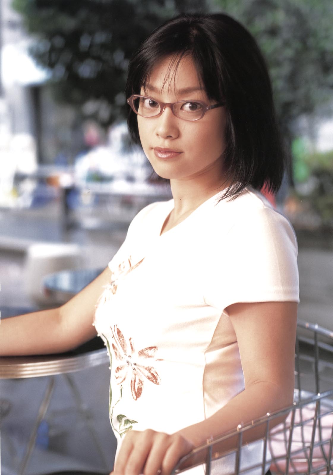komukai minako, highres, photo (medium), tagme, glasses, shirt, t-shirt
