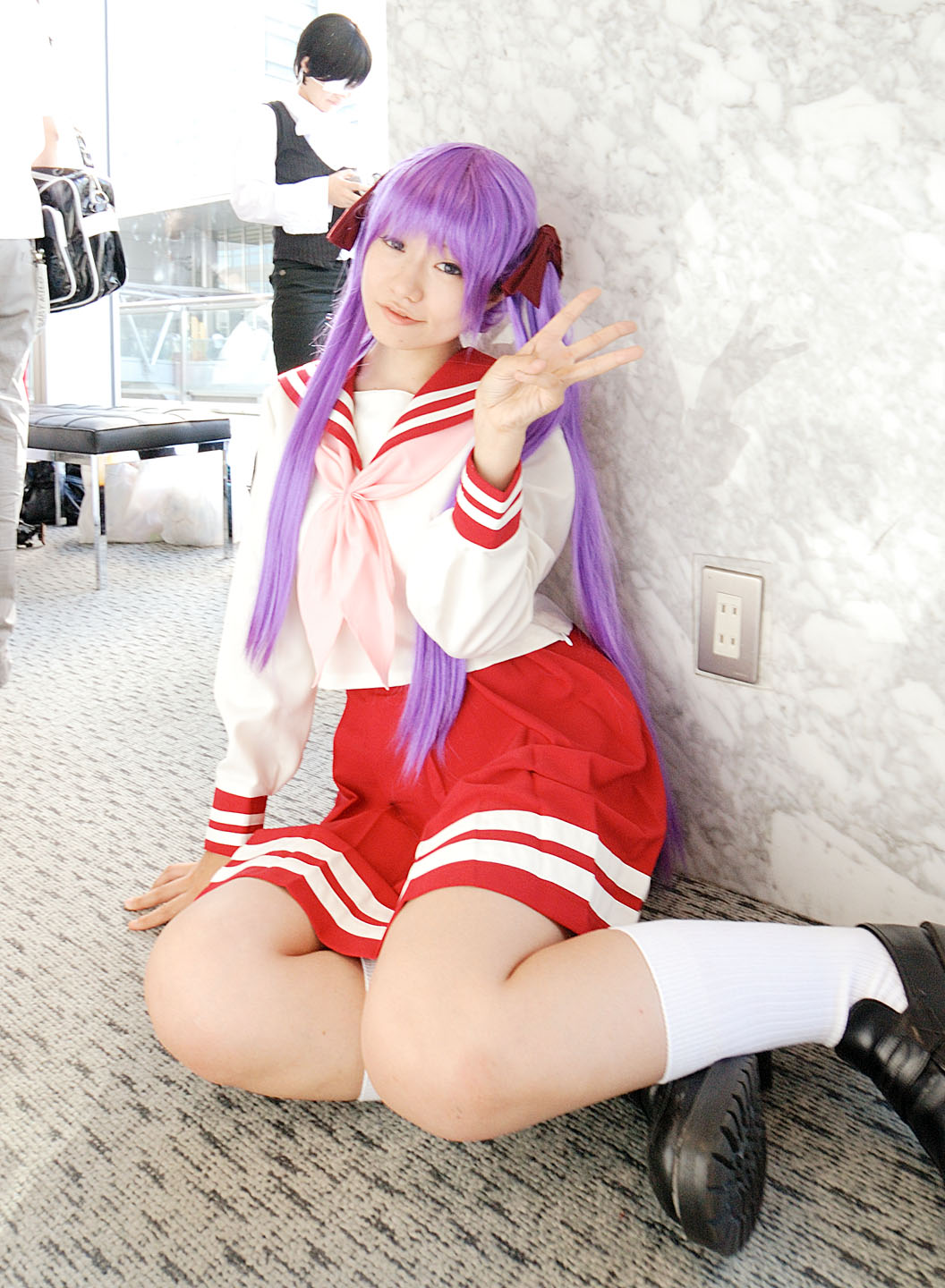 naito, hiiragi kagami, lucky star, highres, photo (medium), cosplay, hair ribbon, purple hair, ribbon, sailor, school uniform, serafuku, socks, twintails