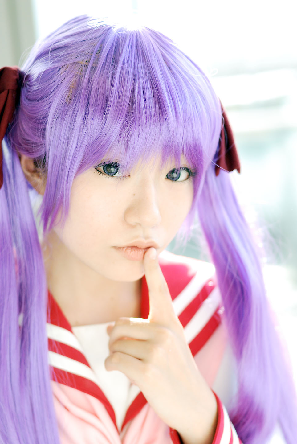 naito, hiiragi kagami, lucky star, highres, photo (medium), cosplay, hair ribbon, purple hair, ribbon, sailor, school uniform, serafuku, twintails
