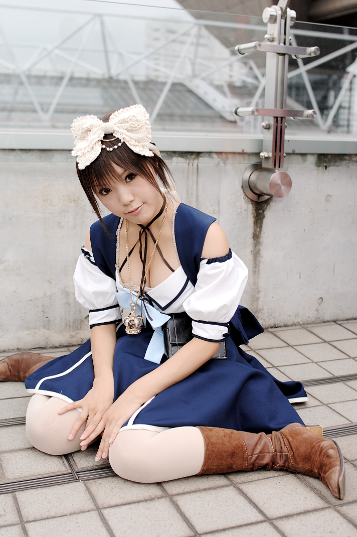 kipi-san, acasius boarding school, photo (medium), 1girl, asian, boots, breasts, brown eyes, brown hair, cleavage, cosplay, female focus, looking at viewer, mole, outdoors, short hair, sitting, small breasts, solo, wariza