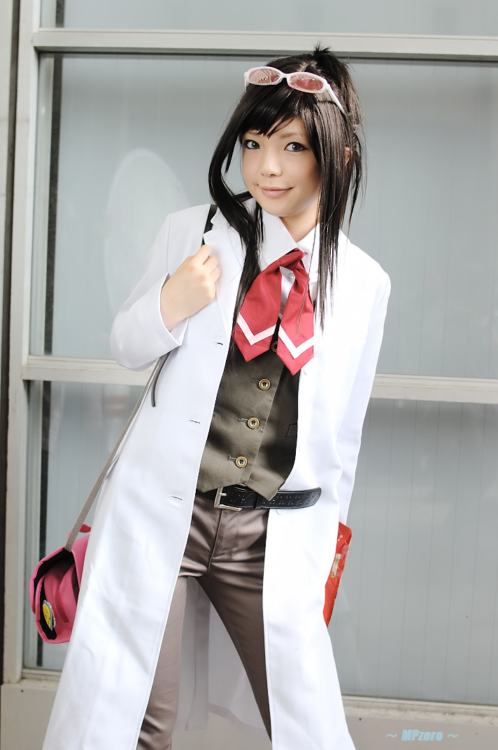 namada, ema skye, ace attorney, apollo justice ace attorney, capcom, photo (medium), 1girl, asian, bag, black hair, blue eyes, color contacts, cosplay, ema skye (cosplay), eyewear on head, female focus, handbag, lab coat, long hair, looking at viewer, smile, solo, standing, sunglasses, vest