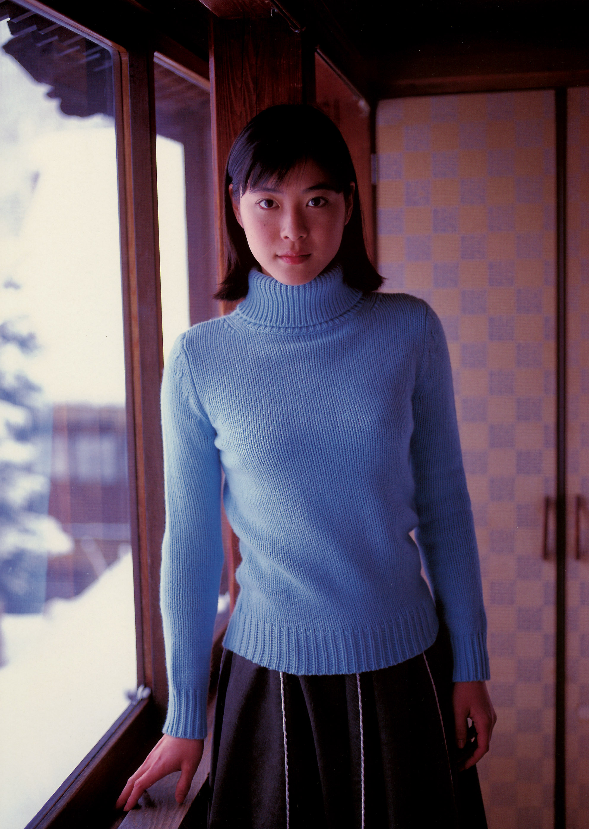 ueno juri, juri first, absurdres, highres, photo (medium), pleated skirt, skirt, turtleneck