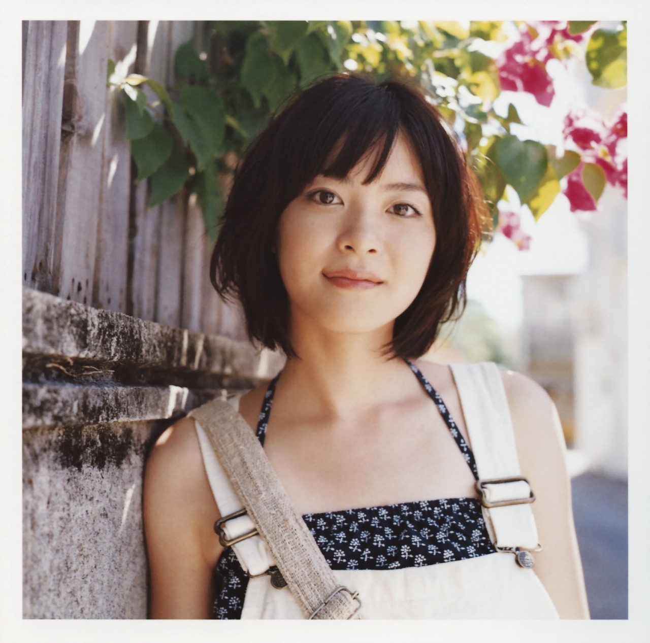 ueno juri, a piacere, highres, photo (medium), halterneck, overalls