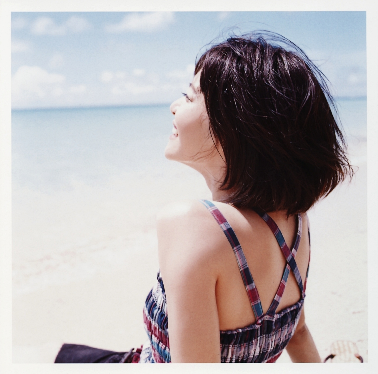ueno juri, a piacere, highres, photo (medium), beach, shorts, tank top