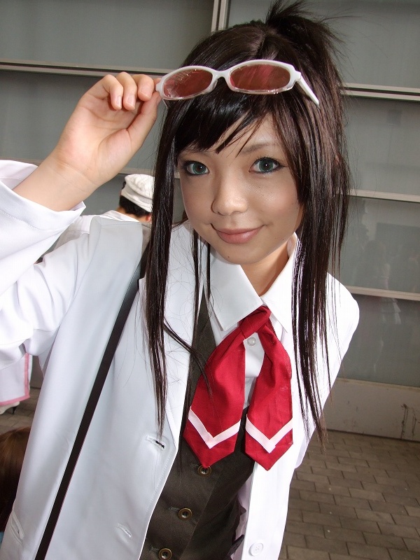 namada, ema skye, ace attorney, apollo justice ace attorney, capcom, photo (medium), 1girl, asian, bag, black hair, blue eyes, color contacts, cosplay, dutch angle, ema skye (cosplay), eyewear on head, female focus, handbag, lab coat, long hair, looking at viewer, smile, solo, sunglasses, vest