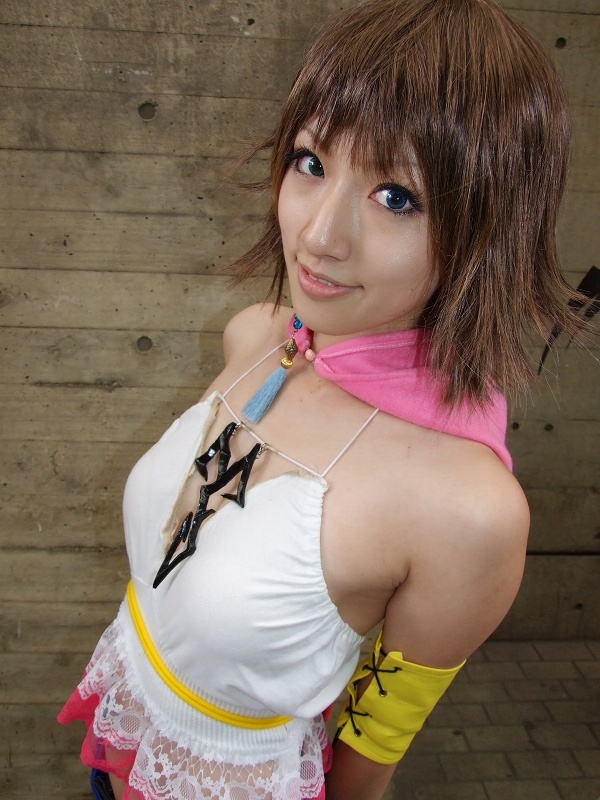 saya (cosplayer), yuna, final fantasy, final fantasy x, final fantasy x-2, photo (medium), belt, cape, cosplay, halterneck, shorts