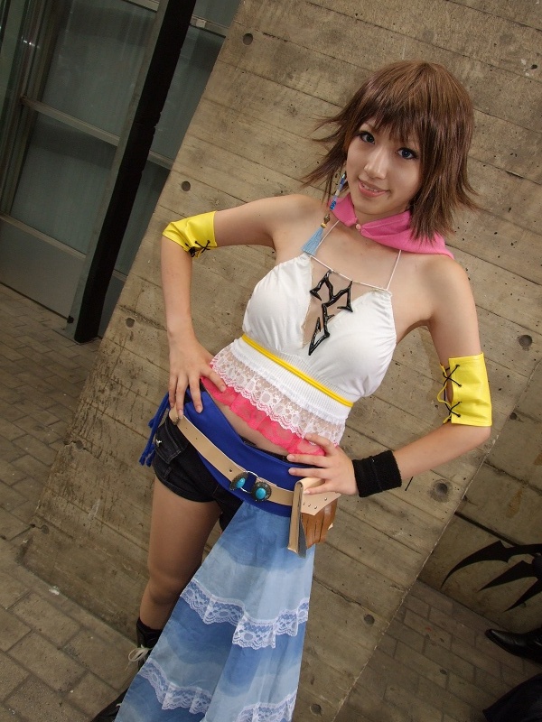 saya (cosplayer), yuna, final fantasy, final fantasy x, final fantasy x-2, photo (medium), belt, cape, cosplay, halterneck, shorts