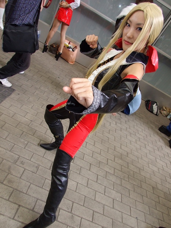 koucha remon, helena douglas, dead or alive, tecmo, photo (medium), blonde hair, boots, bow, cosplay, hair bow