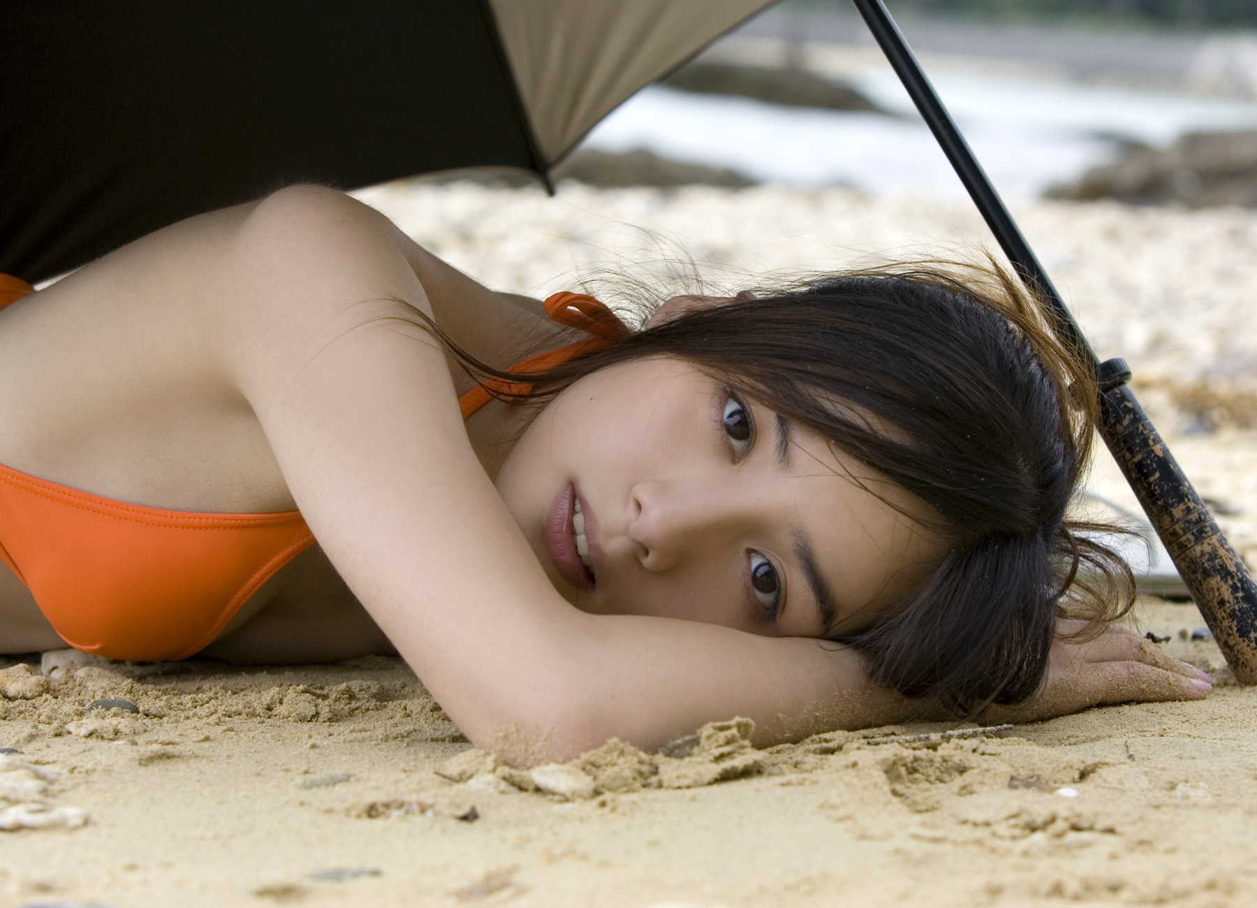 rola chung, highres, photo (medium), bikini, swimsuit, umbrella