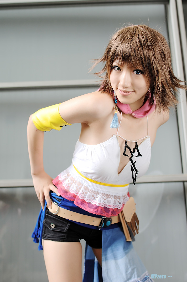 saya (cosplayer), yuna, final fantasy, final fantasy x, final fantasy x-2, photo (medium), belt, cape, cosplay, halterneck, shorts
