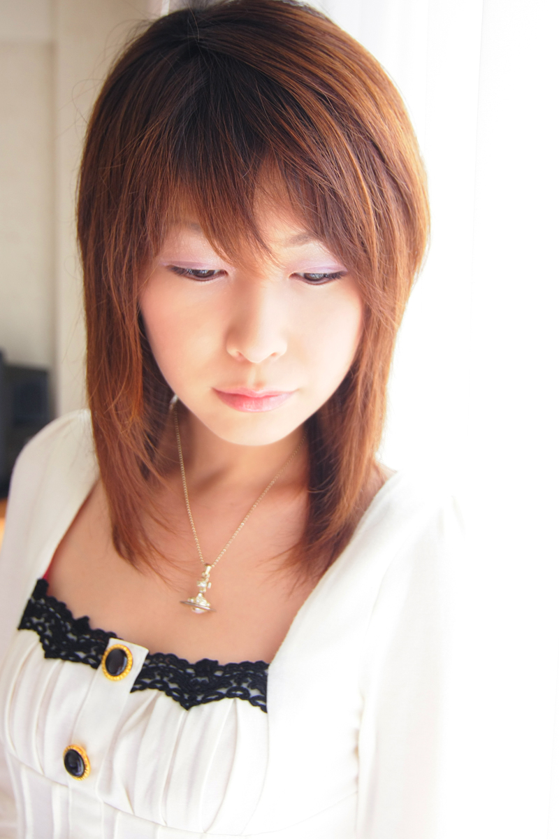 nao, highres, photo (medium), tagme, corset, jewelry, lipstick, makeup, pendant