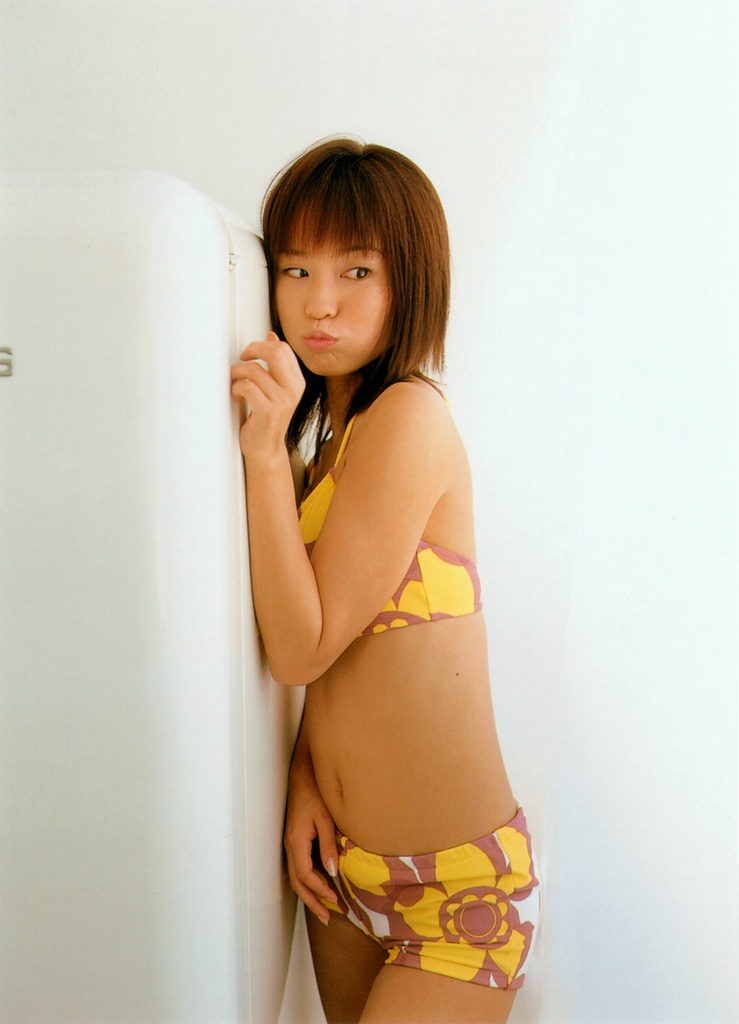 ichikawa yui, photo (medium), tagme, 1girl, asian, bikini, bikini shorts, brown hair, female focus, halterneck, indoors, refrigerator, shorts, solo