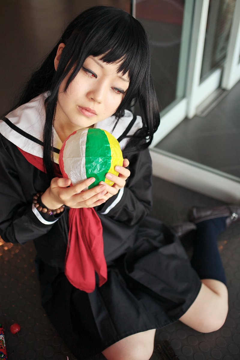 enma ai, kanata (model), jigoku shoujo, highres, photo (medium), ball, beachball, cosplay, kaleidoscope, kneehighs, sailor, school uniform, serafuku, socks, waraningyo