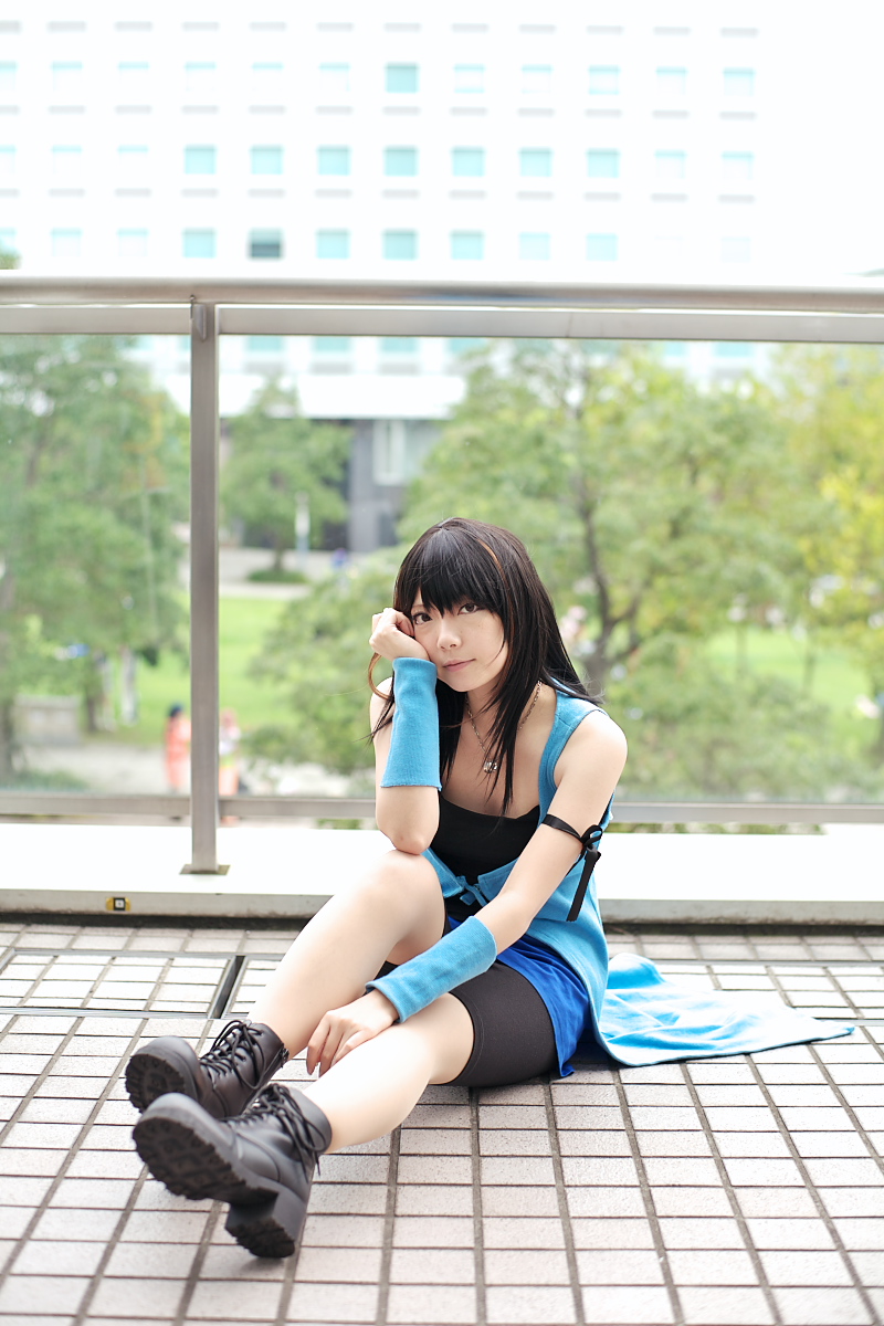 rinoa heartilly, final fantasy, final fantasy viii, ibara, highres, photo (medium), cosplay, shorts, sweater coat, tank top, wristband