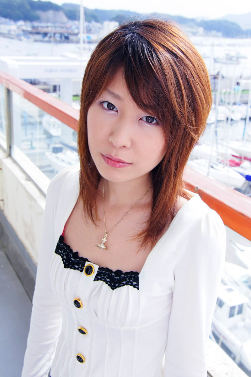 mao, highres, photo (medium), tagme, blouse, jewelry, pendant, shirt