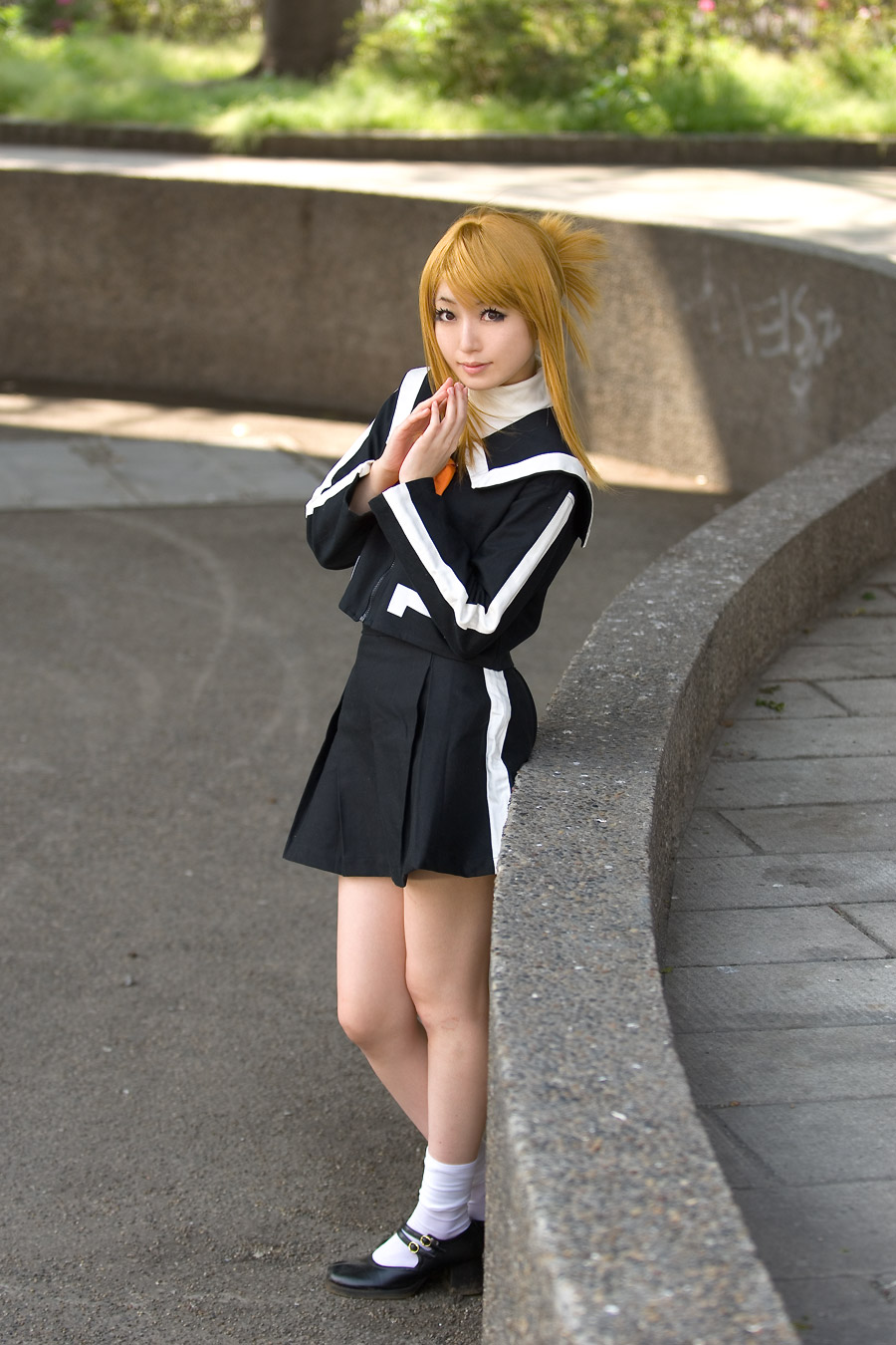 sagiri shion, character request, highres, photo (medium), source request, blonde hair, cosplay, pleated skirt, sailor, school uniform, serafuku, skirt, socks