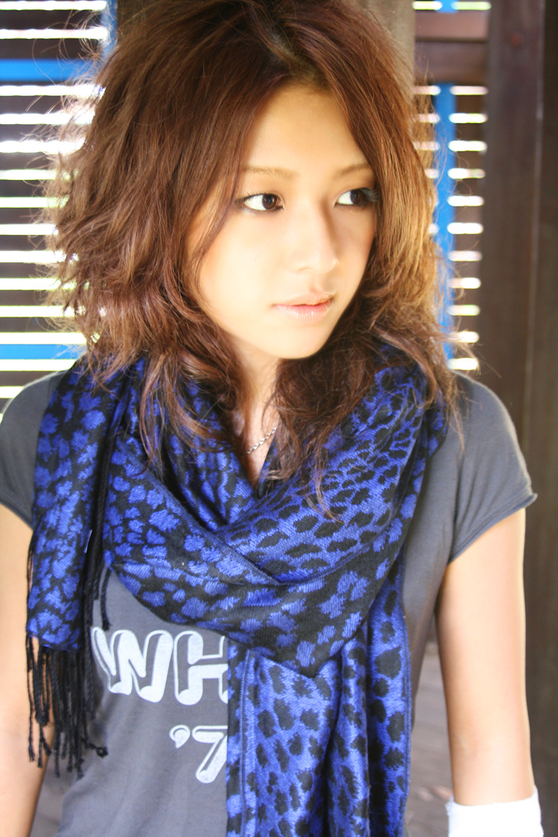 highres, photo (medium), tagme, bandages, scarf, shirt, t-shirt