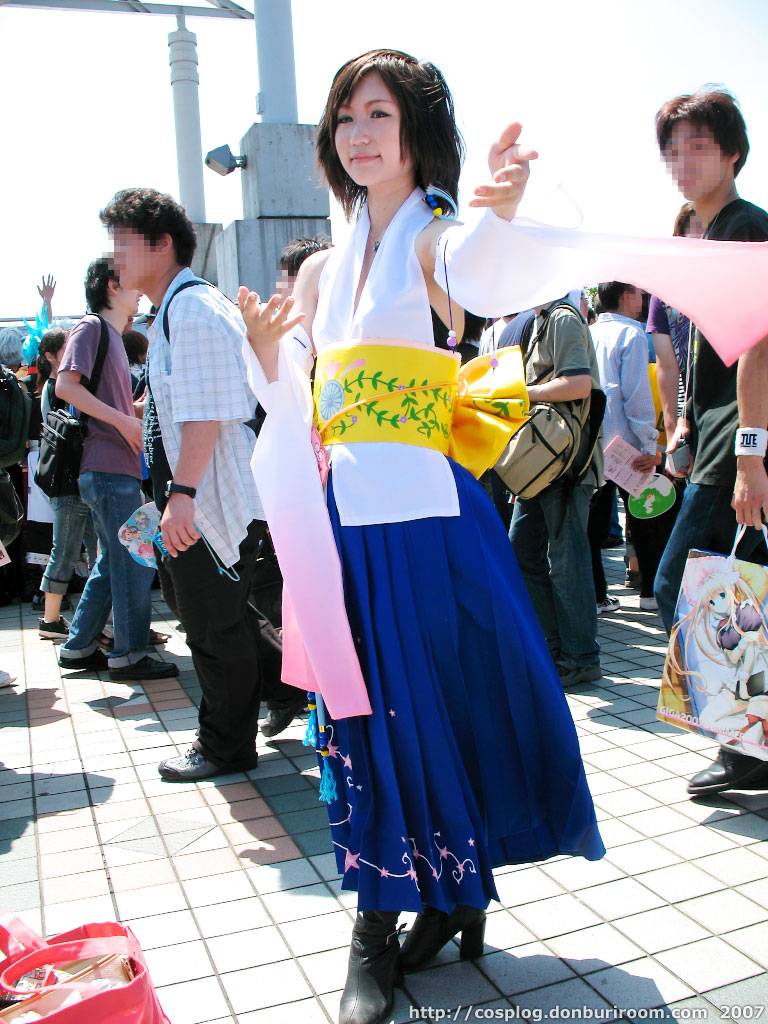 yuna, final fantasy, final fantasy x, photo (medium), boots, cosplay, detached sleeves, robe, saeki tsukahisa
