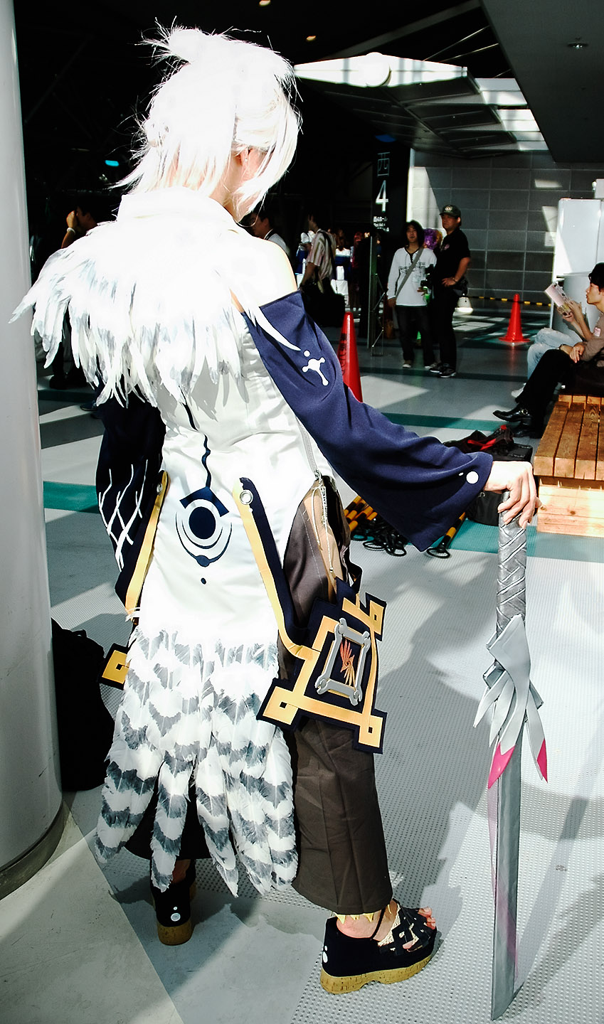 yukiya, calintz, magna carta, silver hair, highres, photo (medium), cosplay, robe, sword, weapon, wings