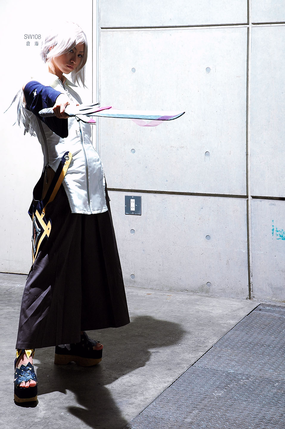 yukiya, calintz, magna carta, silver hair, highres, photo (medium), cosplay, robe, sword, weapon, wings